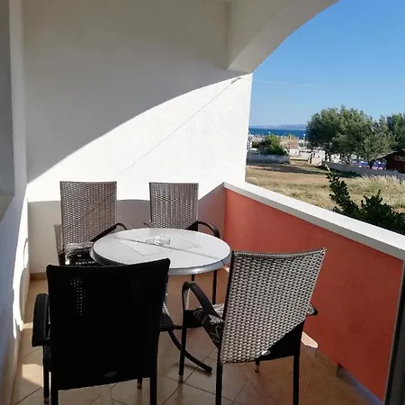 Apartment Poljanec *