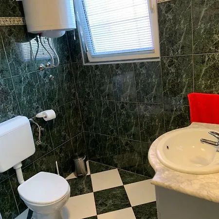 Poljanec Apartment