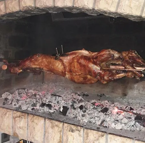 아파트 Poljanec *